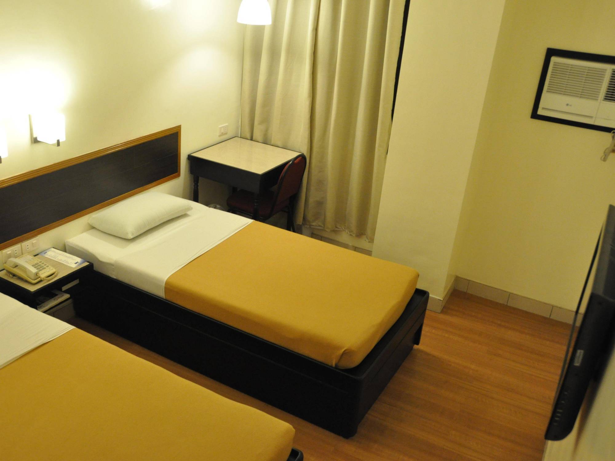 Iloilo Midtown Hotel Ngoại thất bức ảnh
